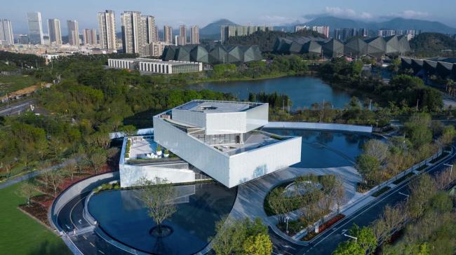 BIM建筑|走马看花,温润剔透:深圳世茂深港国际中间展现馆 / 水石设计 BIM建筑|走马看花,温润剔透:深圳世茂深港国际中间展现馆 / 水石设计