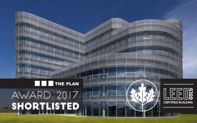 BIM建筑|蓝白日幕下的宏大雕塑:意年夜利Forti Holding Spa 总部与办公楼 / ATIproject BIM建筑|蓝白日幕下的宏大雕塑:意年夜利Forti Holding Spa 总部与办公楼 / ATIproject