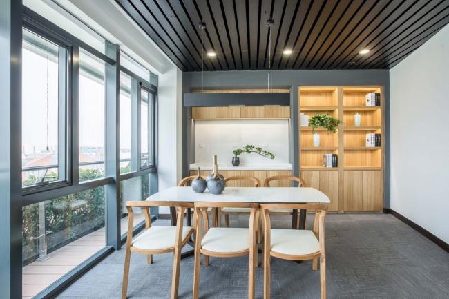 BIM建筑|宛若柔柔翻腾的海浪:天筠产业办公组团 / 第一实践建筑设计 BIM建筑|宛若柔柔翻腾的海浪:天筠产业办公组团 / 第一实践建筑设计