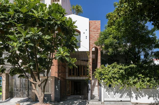 BIM建筑|空间嵌套,会呼吸的热带室第 / IZ Architects BIM建筑|空间嵌套,会呼吸的热带室第 / IZ Architects