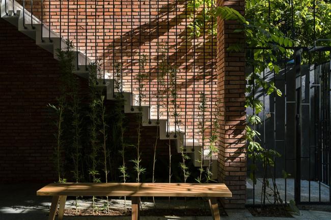 BIM建筑|空间嵌套,会呼吸的热带室第 / IZ Architects BIM建筑|空间嵌套,会呼吸的热带室第 / IZ Architects