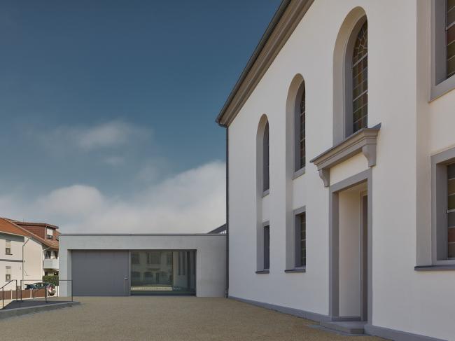 BIM建筑|稳重素净,重塑古典主义:德国科尔***教堂 / VON M BIM建筑|稳重素净,重塑古典主义:德国科尔***教堂 / VON M