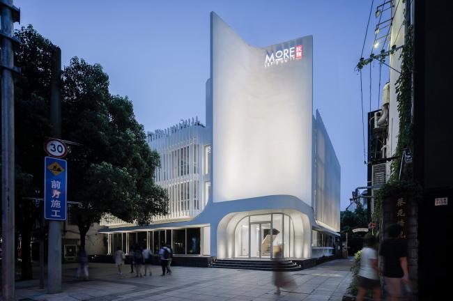 BIM建筑|直面微风,温顺而强盛的气场——静安商楼建筑更新 / ArchUnits|一栋设计工作室 BIM建筑|直面微风,温顺而强盛的气场——静安商楼建筑更新 / ArchUnits|一栋设计工作室