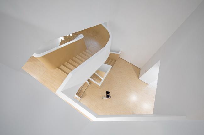 BIM建筑|直面微风,温顺而强盛的气场——静安商楼建筑更新 / ArchUnits|一栋设计工作室 BIM建筑|直面微风,温顺而强盛的气场——静安商楼建筑更新 / ArchUnits|一栋设计工作室