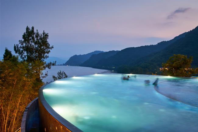 BIM建筑|星船——富春江干的空中泳池 / 中国美术学院景致建筑设计研讨总院 BIM建筑|星船——富春江干的空中泳池 / 中国美术学院景致建筑设计研讨总院