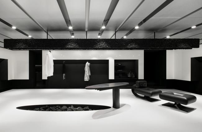 BIM建筑|灵活几何,如宇宙暗物资般神秘:Juun.J 旗舰店 / WGNB BIM建筑|灵活几何,如宇宙暗物资般神秘:Juun.J 旗舰店 / WGNB