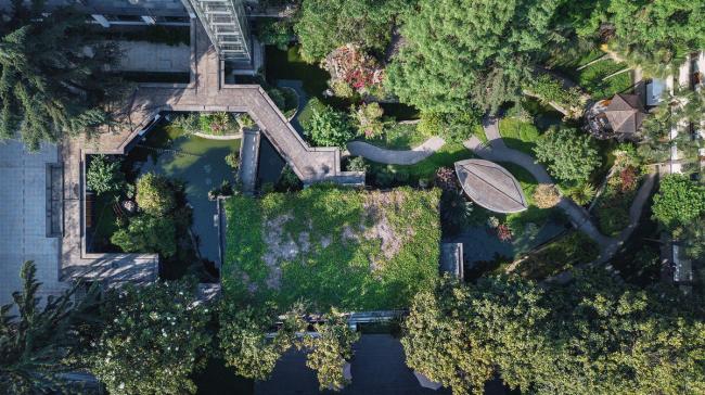 BIM建筑|侠客岛花圃岛天井更新 / 門口建筑工作室 BIM建筑|侠客岛花圃岛天井更新 / 門口建筑工作室