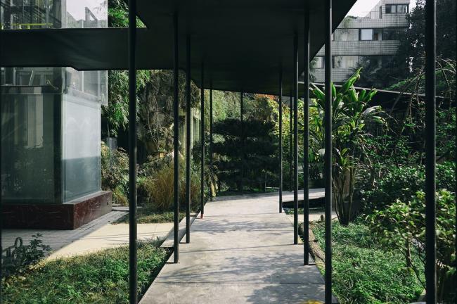 BIM建筑|侠客岛花圃岛天井更新 / 門口建筑工作室 BIM建筑|侠客岛花圃岛天井更新 / 門口建筑工作室