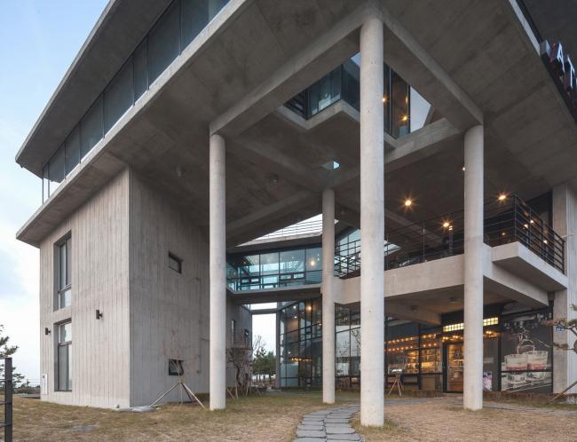 BIM建筑|朝阳东升,揽海天名胜:五角贸易楼 / ON Architecture BIM建筑|朝阳东升,揽海天名胜:五角贸易楼 / ON Architecture