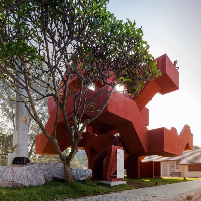 BIM建筑|相叠交织的迷宫——十卡塔 / Supermachine Studio BIM建筑|相叠交织的迷宫——十卡塔 / Supermachine Studio