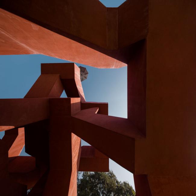 BIM建筑|相叠交织的迷宫——十卡塔 / Supermachine Studio BIM建筑|相叠交织的迷宫——十卡塔 / Supermachine Studio