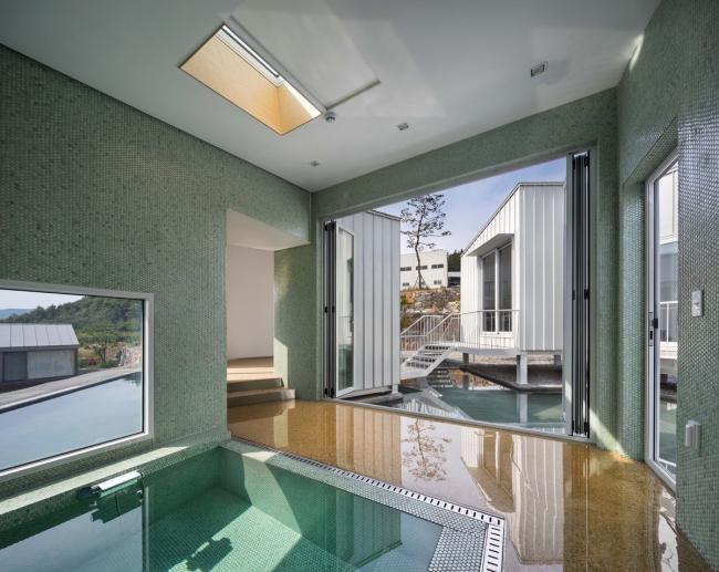 BIM建筑|碧湖之畔,丛林之间:飘浮立方体室第 / Younghan Chung Architects BIM建筑|碧湖之畔,丛林之间:飘浮立方体室第 / Younghan Chung Architects