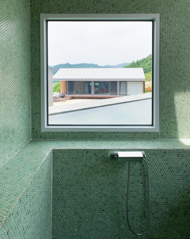 BIM建筑|碧湖之畔,丛林之间:飘浮立方体室第 / Younghan Chung Architects BIM建筑|碧湖之畔,丛林之间:飘浮立方体室第 / Younghan Chung Architects