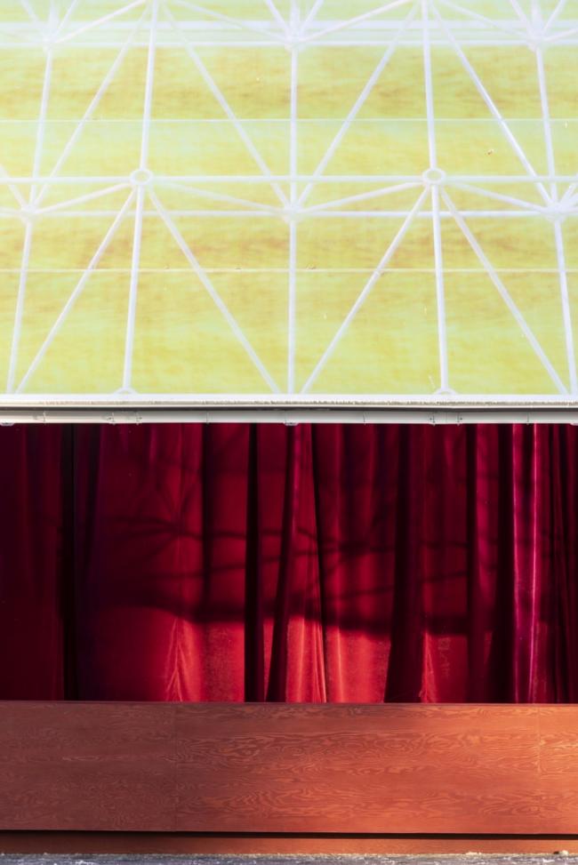 BIM建筑|源于“星球年夜战”和“银翼杀手”的灵感:莫斯科高尔基公园车库影院 / SYNDICATE Architects BIM建筑|源于“星球年夜战”和“银翼杀手”的灵感:莫斯科高尔基公园车库影院 / SYNDICATE Architects