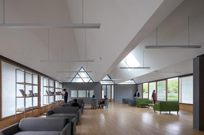 BIM建筑|家的延长:云锦路运动之家 / 山川秀建筑事务所 BIM建筑|家的延长:云锦路运动之家 / 山川秀建筑事务所