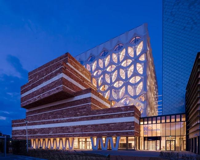 BIM建筑|荷兰国度生物多样性研讨所:Naturalis / Neutelings Riedijk 建筑事务所 建筑鉴赏 第12张-BIM建筑网 BIM建筑|荷兰国度生物多样性研讨所:Naturalis / Neutelings Riedijk 建筑事务所 建筑鉴赏 第12张