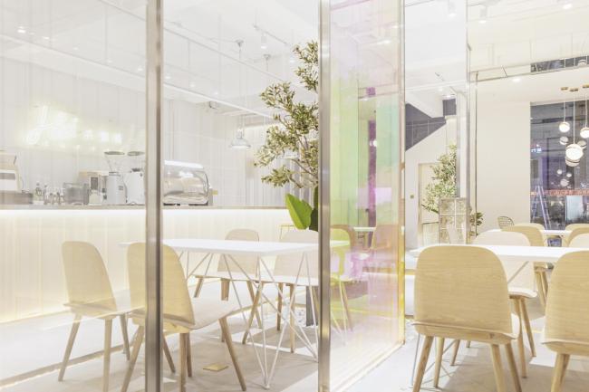 BIM建筑|卉咖啡生涯馆——打消实际的樊篱,保定 / 张家赫 建筑鉴赏 第7张-BIM建筑网 BIM建筑|卉咖啡生涯馆——打消实际的樊篱,保定 / 张家赫 建筑鉴赏 第7张