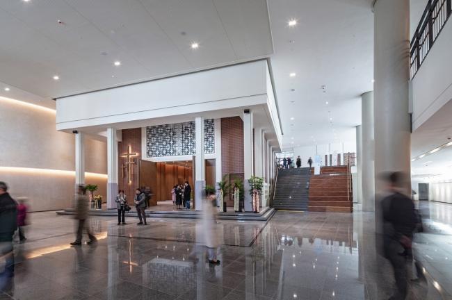 BIM建筑|Saemoonan 弧形教堂,爱天主也爱邻里街坊 / Seoinn Design Group + Lee Eun搜索引擎优化k 建筑鉴赏 第8张-BIM建筑网 BIM建筑|Saemoonan 弧形教堂,爱天主也爱邻里街坊 / Seoinn Design Group + Lee Eun搜索引擎优化k 建筑鉴赏 第8张