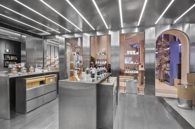 BIM建筑|野兽派北京三里屯店 / Sò Studio 建筑鉴赏 第9张-BIM建筑网 BIM建筑|野兽派北京三里屯店 / Sò Studio 建筑鉴赏 第9张