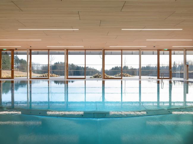 BIM建筑|错落于丘陵原野之上的疗养中间 / Dietger Wissounig Architekten 建筑鉴赏 第14张-BIM建筑网 BIM建筑|错落于丘陵原野之上的疗养中间 / Dietger Wissounig Architekten 建筑鉴赏 第14张