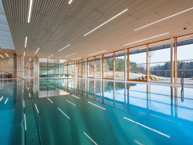 BIM建筑|错落于丘陵原野之上的疗养中间 / Dietger Wissounig Architekten 建筑鉴赏 第13张-BIM建筑网 BIM建筑|错落于丘陵原野之上的疗养中间 / Dietger Wissounig Architekten 建筑鉴赏 第13张