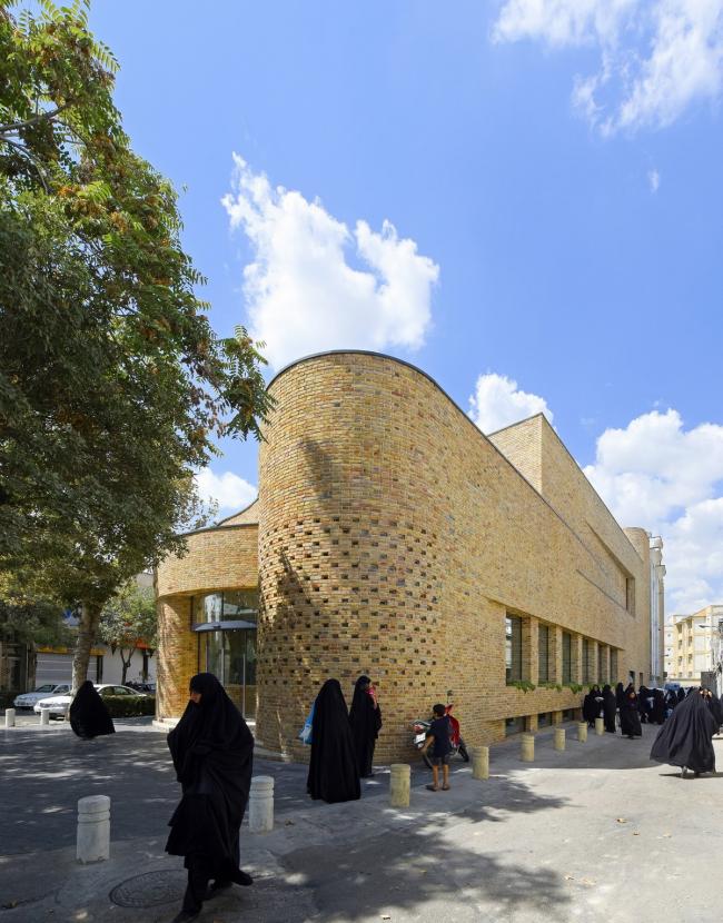 BIM建筑|在社会纷争中保存文明的最后庄严:Cheshm-o-Cheragh集市 / ABAR Office 建筑鉴赏 第3张-BIM建筑网 BIM建筑|在社会纷争中保存文明的最后庄严:Cheshm-o-Cheragh集市 / ABAR Office 建筑鉴赏 第3张