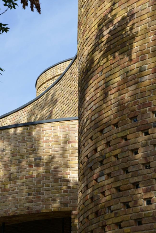 BIM建筑|在社会纷争中保存文明的最后庄严:Cheshm-o-Cheragh集市 / ABAR Office 建筑鉴赏 第10张-BIM建筑网 BIM建筑|在社会纷争中保存文明的最后庄严:Cheshm-o-Cheragh集市 / ABAR Office 建筑鉴赏 第10张