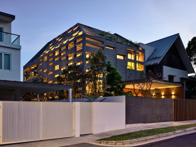 BIM建筑|混凝土日光室第，展示梁柱构造之美 / HYLA Architects-BIM建筑网