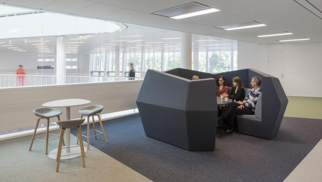 BIM建筑|乌普萨拉年夜学行政楼 / 3XN 建筑鉴赏 第17张-BIM建筑网 BIM建筑|乌普萨拉年夜学行政楼 / 3XN 建筑鉴赏 第17张