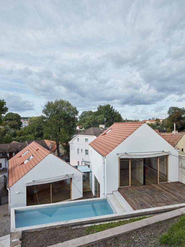 BIM建筑|富于童趣的白色小房子:布拉格度假屋 / Atelier 111 Architekti BIM建筑|富于童趣的白色小房子:布拉格度假屋 / Atelier 111 Architekti