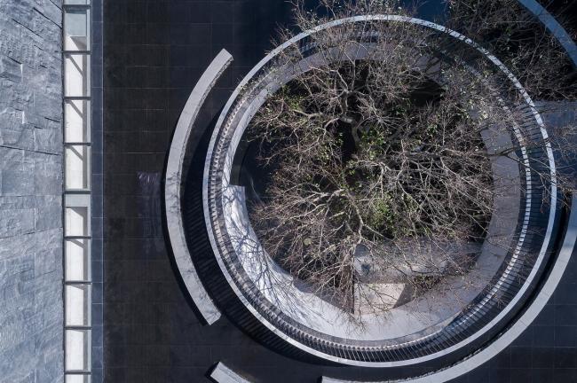 BIM建筑|湖泊下阅读,树影行过的时间 / 水相设计 BIM建筑|湖泊下阅读,树影行过的时间 / 水相设计