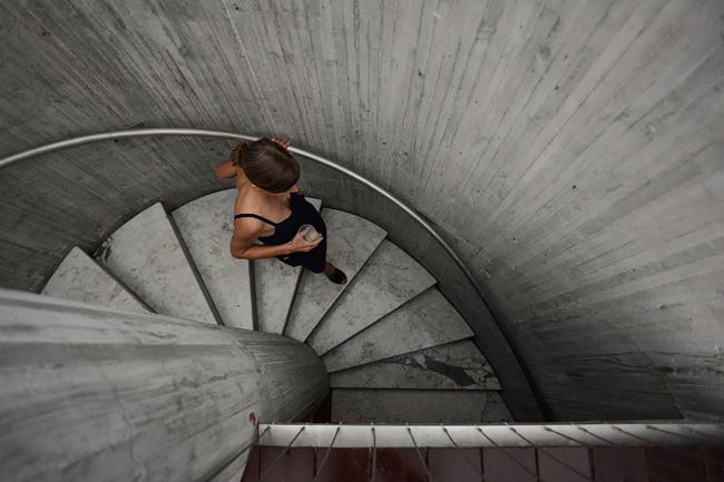 BIM建筑|几何写意的混凝土雕塑:太阳轨迹住宅 / Christian Wassmann BIM建筑|几何写意的混凝土雕塑:太阳轨迹住宅 / Christian Wassmann