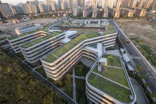 BIM建筑|漂浮的立体校园——浙江大学教育学院附属中学 / 浙江大学建筑设计研究院有限公司 BIM建筑|漂浮的立体校园——浙江大学教育学院附属中学 / 浙江大学建筑设计研究院有限公司