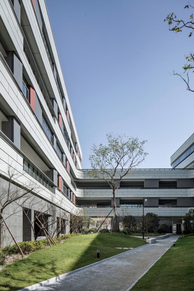 BIM建筑|漂浮的立体校园——浙江大学教育学院附属中学 / 浙江大学建筑设计研究院有限公司 BIM建筑|漂浮的立体校园——浙江大学教育学院附属中学 / 浙江大学建筑设计研究院有限公司