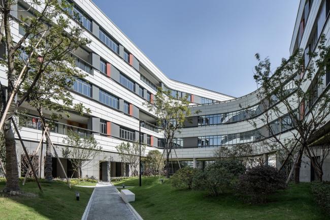 BIM建筑|漂浮的立体校园——浙江大学教育学院附属中学 / 浙江大学建筑设计研究院有限公司 BIM建筑|漂浮的立体校园——浙江大学教育学院附属中学 / 浙江大学建筑设计研究院有限公司