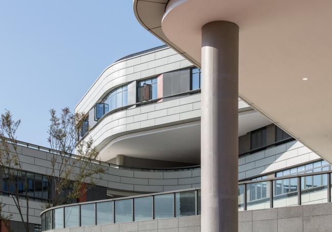 BIM建筑|漂浮的立体校园——浙江大学教育学院附属中学 / 浙江大学建筑设计研究院有限公司 BIM建筑|漂浮的立体校园——浙江大学教育学院附属中学 / 浙江大学建筑设计研究院有限公司