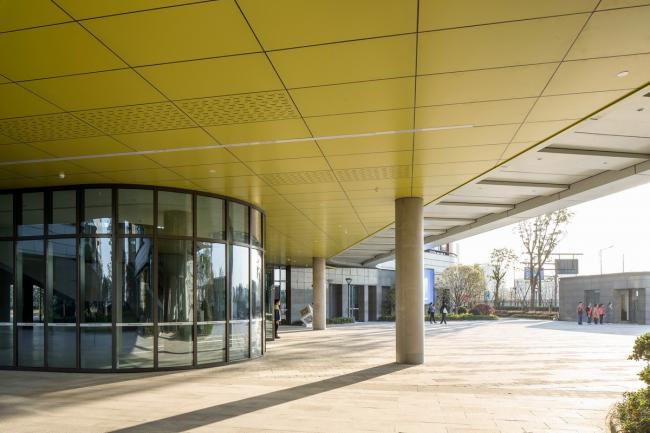 BIM建筑|漂浮的立体校园——浙江大学教育学院附属中学 / 浙江大学建筑设计研究院有限公司 BIM建筑|漂浮的立体校园——浙江大学教育学院附属中学 / 浙江大学建筑设计研究院有限公司