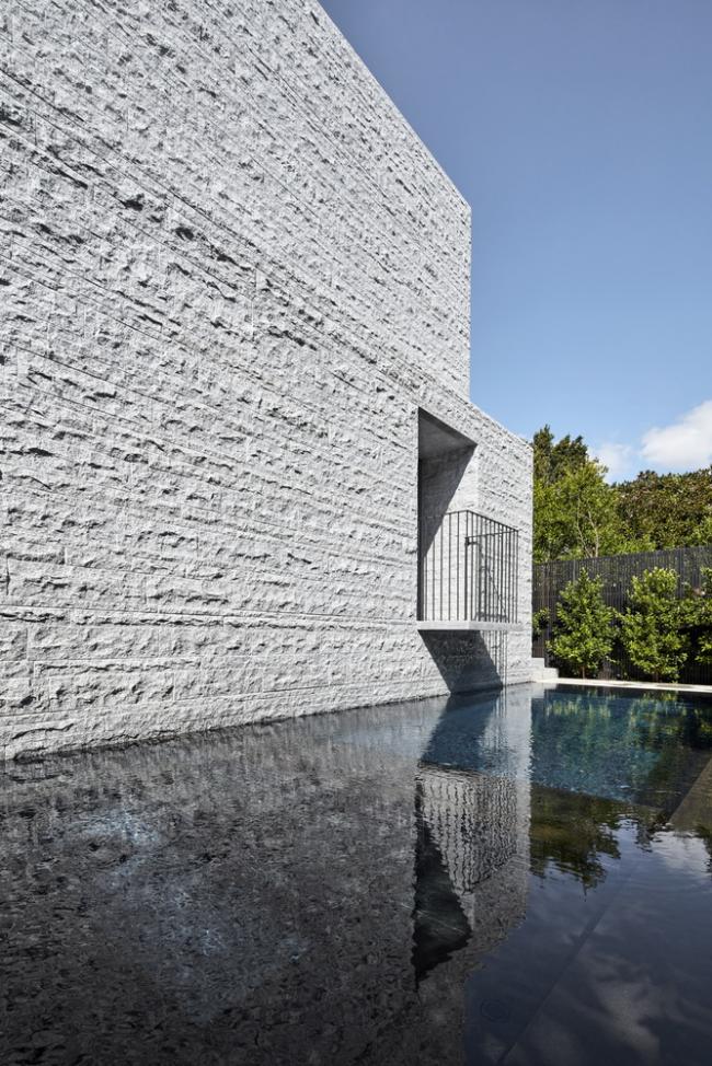 BIM建筑|空灵而轻盈:阿马代尔之家 / B.E Architecture BIM建筑|空灵而轻盈:阿马代尔之家 / B.E Architecture