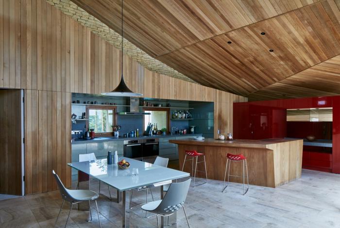 BIM建筑|乡村风景里的双人舞:英国景天草住宅 / Featherstone Young BIM建筑|乡村风景里的双人舞:英国景天草住宅 / Featherstone Young