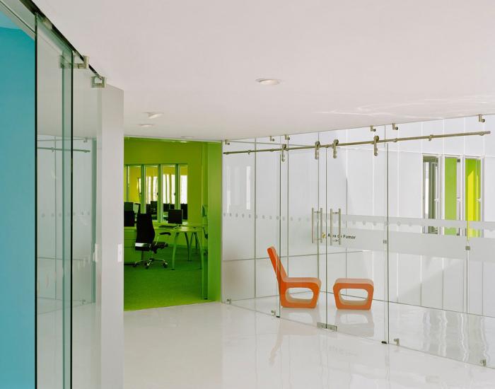 BIM建筑|宛如晶莹透明的水晶:墨西哥雀巢集团创新实验室/Rojkind Arquitectos BIM建筑|宛如晶莹透明的水晶:墨西哥雀巢集团创新实验室/Rojkind Arquitectos