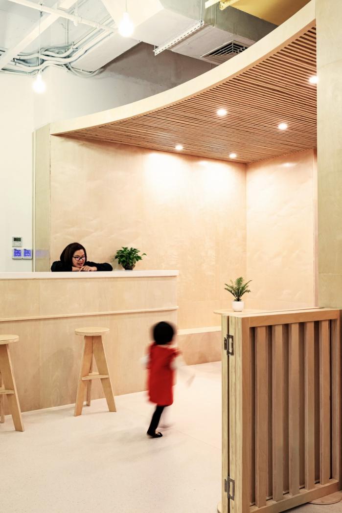 BIM建筑|改造项目 l 乐享小鹿幼托空间 / 合作舍建筑事务所 BIM建筑|改造项目 l 乐享小鹿幼托空间 / 合作舍建筑事务所