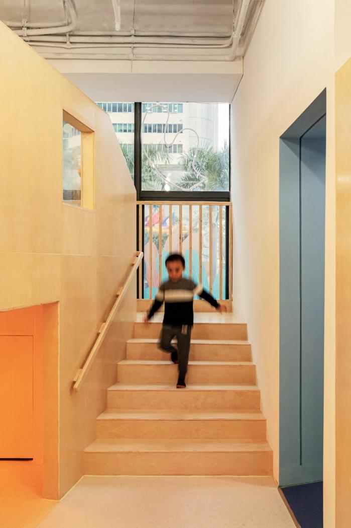 BIM建筑|改造项目 l 乐享小鹿幼托空间 / 合作舍建筑事务所 BIM建筑|改造项目 l 乐享小鹿幼托空间 / 合作舍建筑事务所