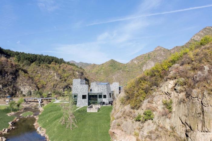 BIM建筑|森之谷温泉中心 / B.L.U.E. 建筑设计事务所 BIM建筑|森之谷温泉中心 / B.L.U.E. 建筑设计事务所