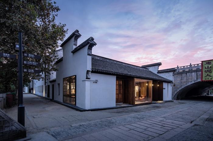 BIM建筑|白墙黛瓦下营造现代温暖空间,挚舍南禅观水酒店 / 本哲建筑 BIM建筑|白墙黛瓦下营造现代温暖空间,挚舍南禅观水酒店 / 本哲建筑