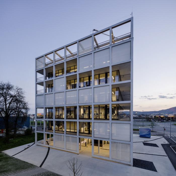 BIM建筑|外方内圆,半遮半掩的透明光影——C&P 公司总部 BIM建筑|外方内圆,半遮半掩的透明光影——C&P 公司总部