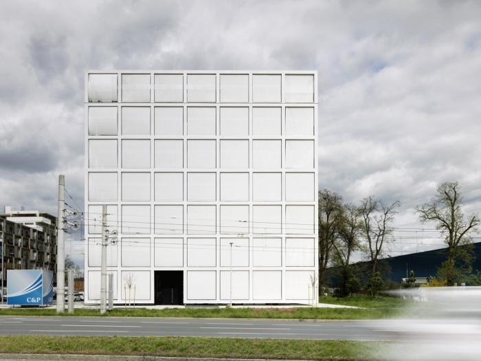 BIM建筑|外方内圆,半遮半掩的透明光影——C&P 公司总部 BIM建筑|外方内圆,半遮半掩的透明光影——C&P 公司总部