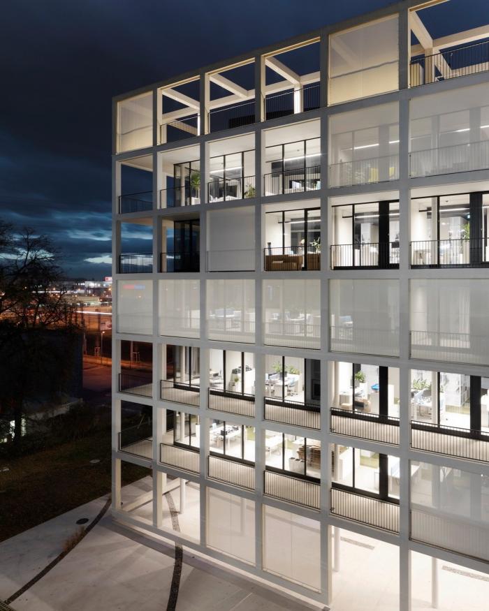 BIM建筑|外方内圆,半遮半掩的透明光影——C&P 公司总部 BIM建筑|外方内圆,半遮半掩的透明光影——C&P 公司总部