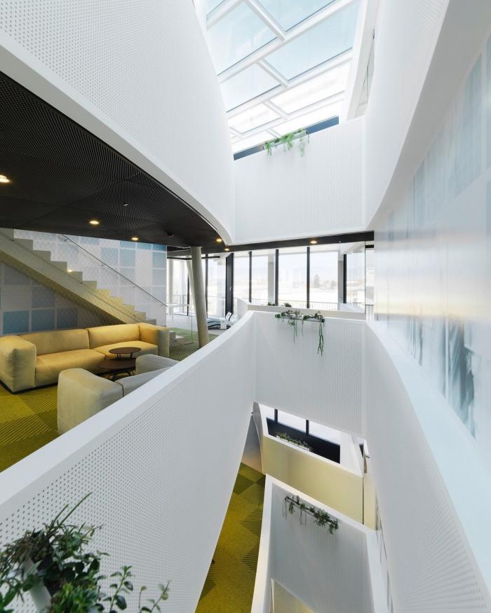 BIM建筑|外方内圆,半遮半掩的透明光影——C&P 公司总部 BIM建筑|外方内圆,半遮半掩的透明光影——C&P 公司总部