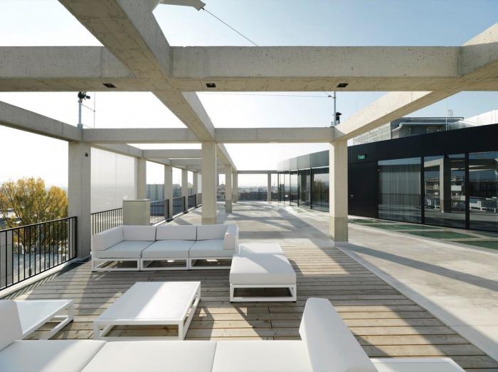 BIM建筑|外方内圆,半遮半掩的透明光影——C&P 公司总部 BIM建筑|外方内圆,半遮半掩的透明光影——C&P 公司总部