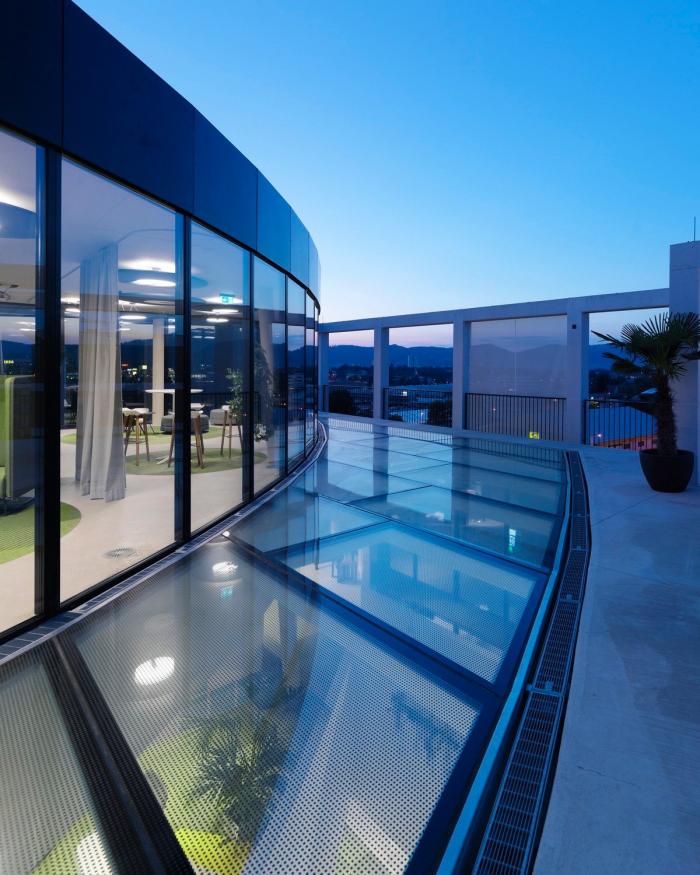 BIM建筑|外方内圆,半遮半掩的透明光影——C&P 公司总部 BIM建筑|外方内圆,半遮半掩的透明光影——C&P 公司总部